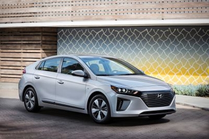 2019 Hyundai Ioniq is a leader in plug-in hybrid battlefield