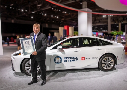 Toyota Mirai sets world record with 845-mile zero emission journey